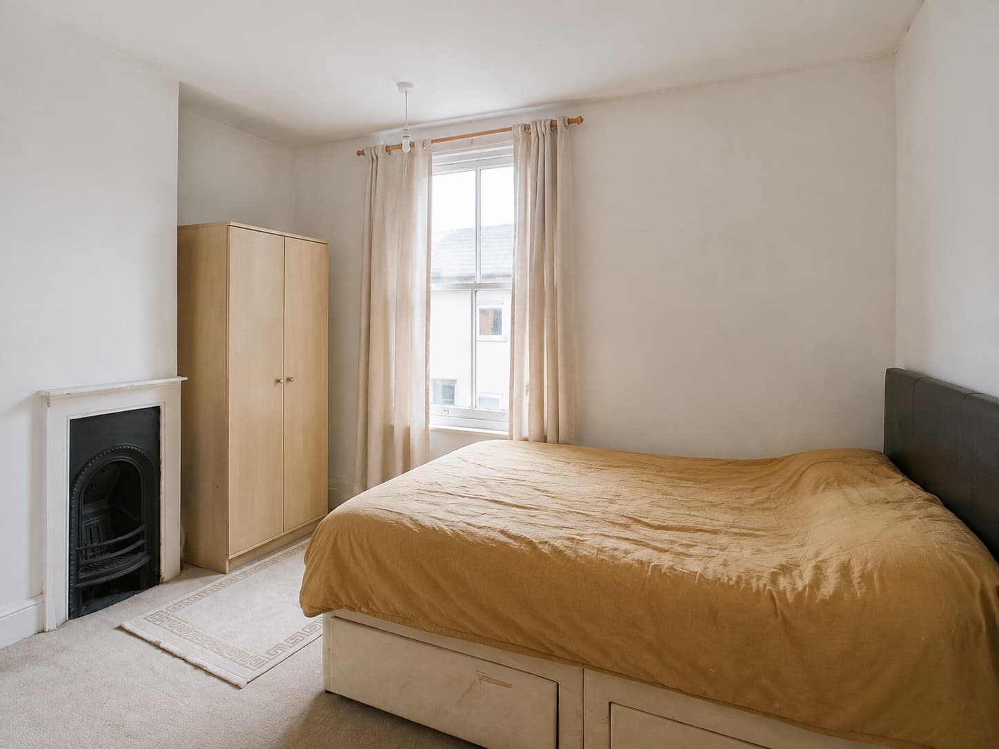 Un bureau qui fait aussi chambre d'amis: Avant