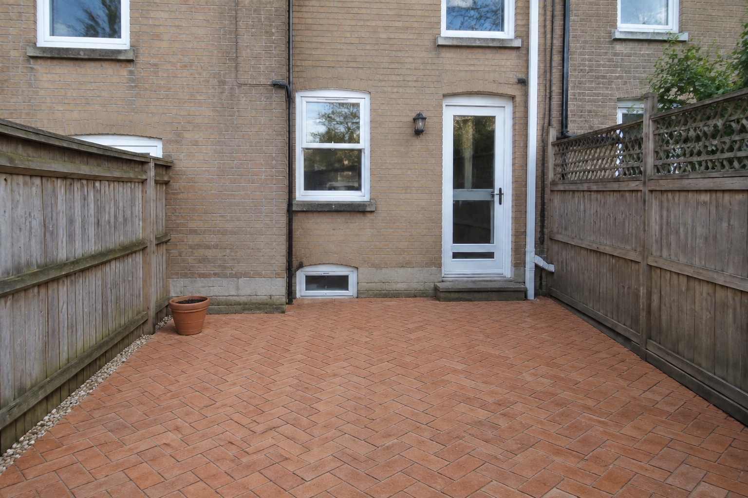 Choose a new look for paths and patios: After